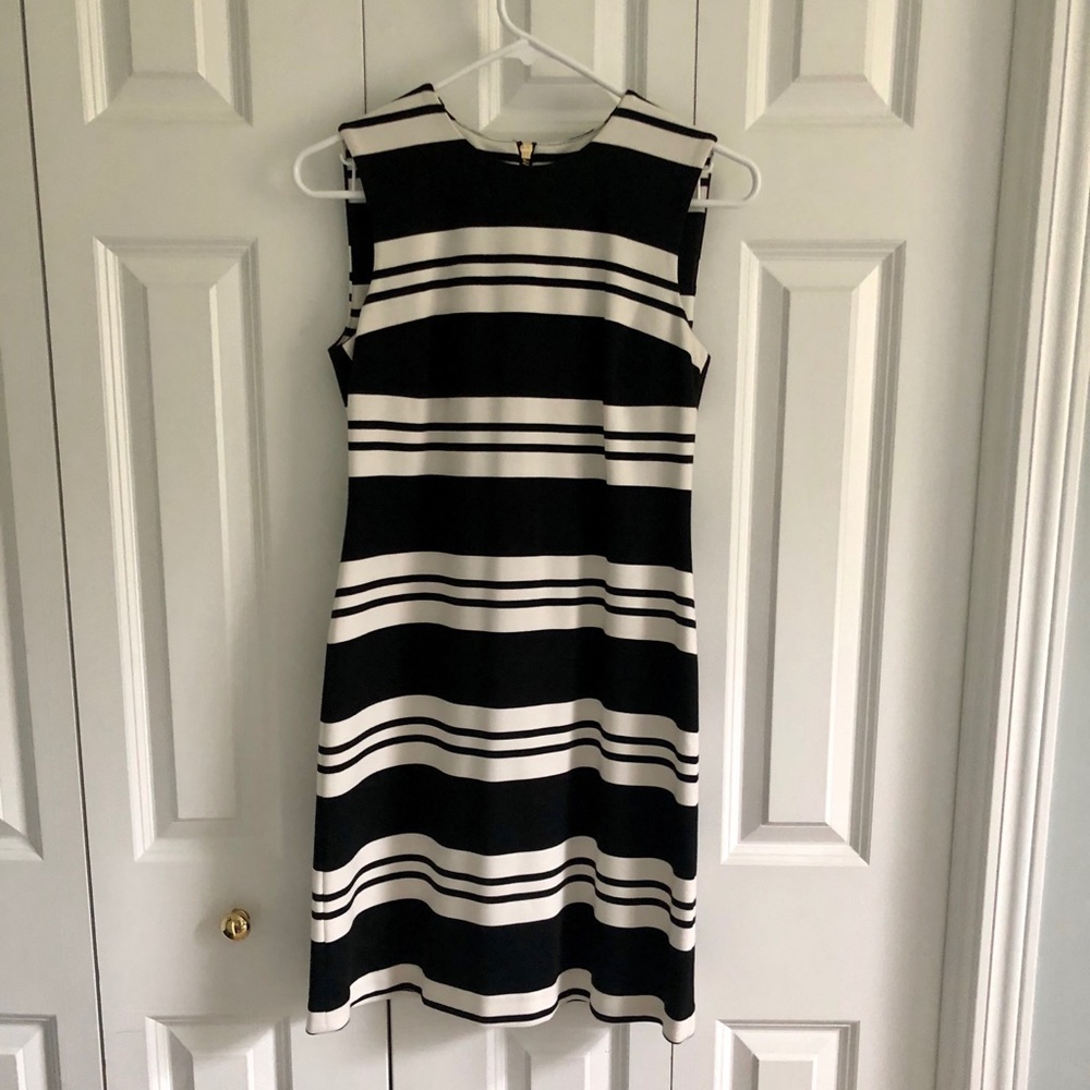 Calvin Klein Size 2 Dress